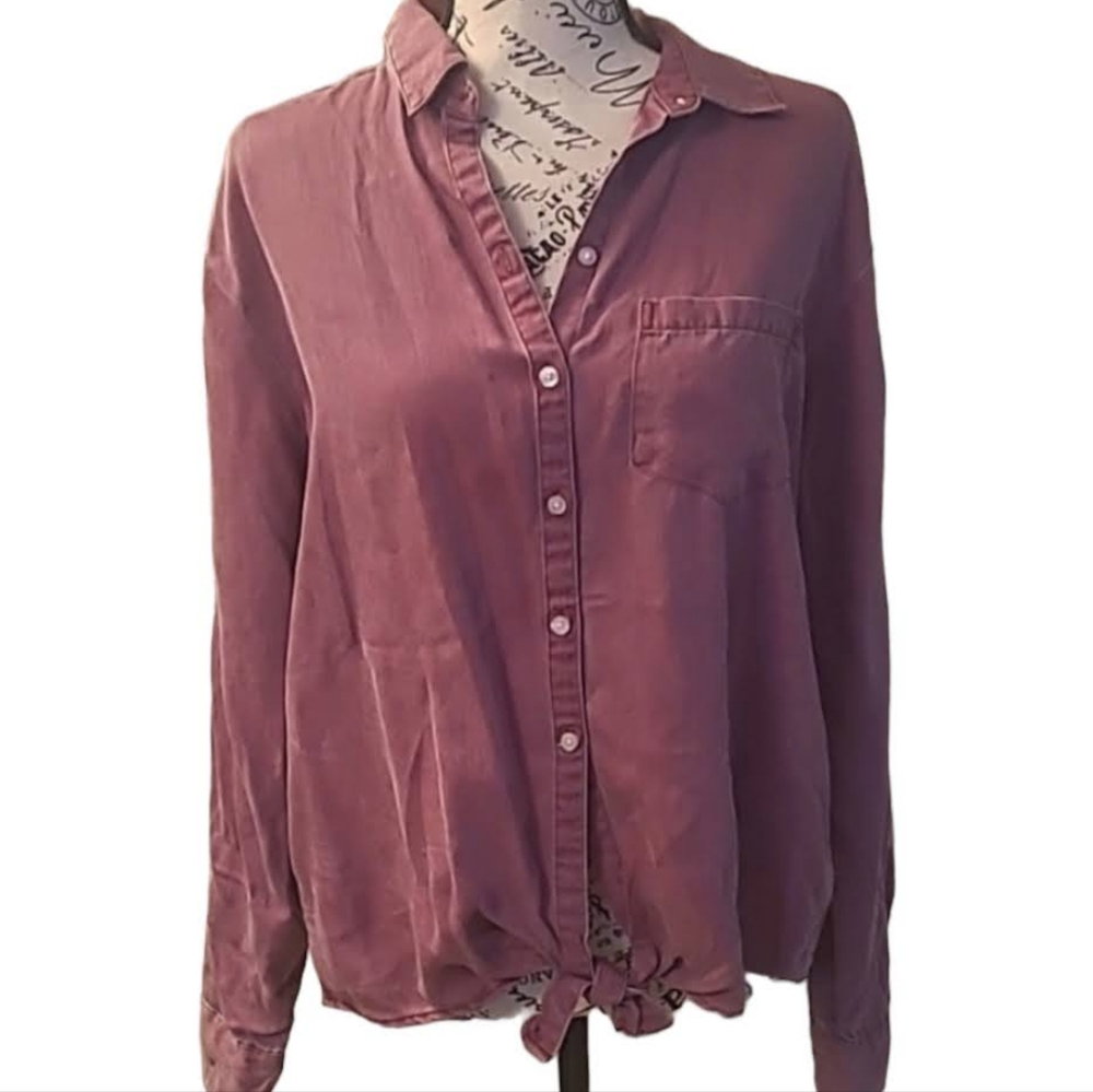 Old Navy Long Sleeve Tie Front Size M